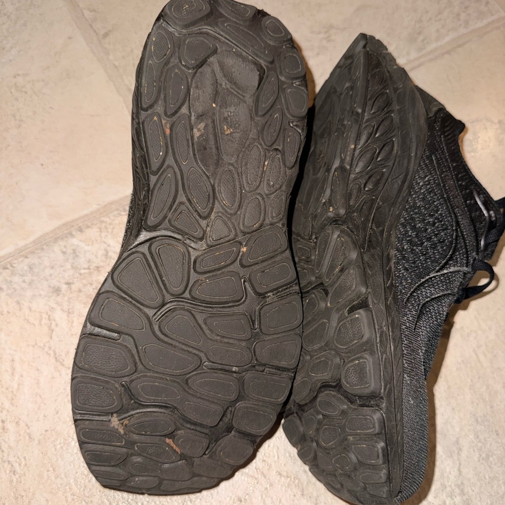 New Balance Charcoal Black Running Shoes - Picture 4 of 5